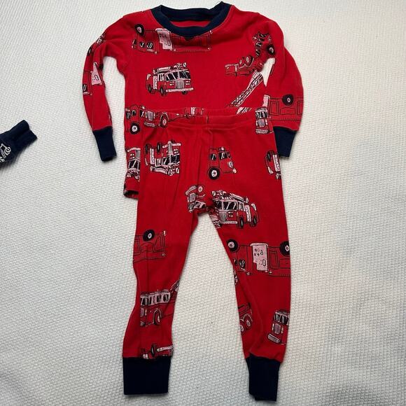 Carter’s Cotton Pajama bundle 18 months - Picture 3 of 7